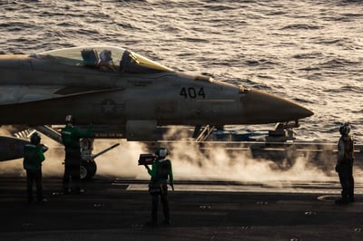 מטוס משוגר מנושאת המטוסים