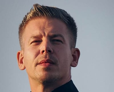 המנצח פטר מדיאר