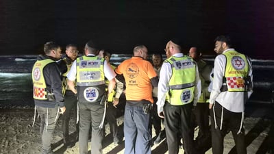 החיפושים בחוף בנתניה, הלילה 