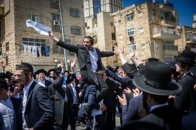 מחאות נגד הגיוס בירושלים, אילוסטרציה