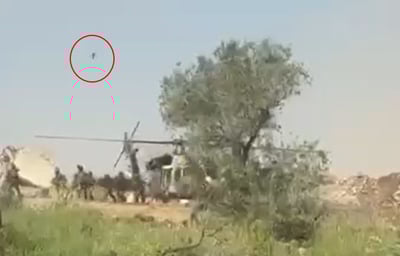 בזמן שהחיילים מפנים את הפצועים למסוק - רחפן נפץ של חיזבאללה מתרסק לידם | צפו