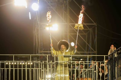 רבי אלימלך בידרמן בהדלקה ל"ג בעומר