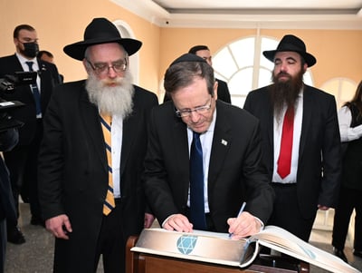 הנשיא הרצוג עם ראשי הקהילה היהודית בקזחסטן