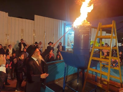 מעמד ההדלקה בת"ת "חזון מאיר ובית ישראל"