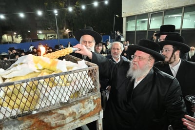 ל"ג בעומר בחצה"ק סאסוב