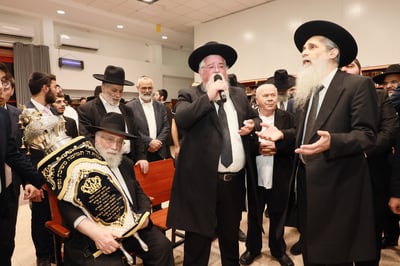 הכנסת ספר תורה לישיבת "באר התלמוד - חזון יחזקאל"