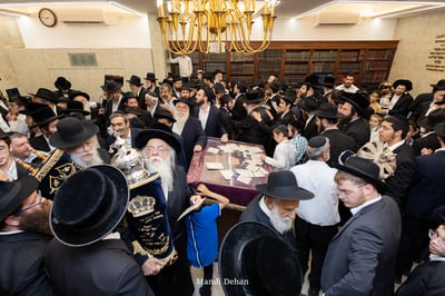 הכנסת ספר תורה לחב"ד בבני ברק