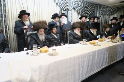 שמחת בית נדבורנה - מודז'יץ - אונגוואר 
