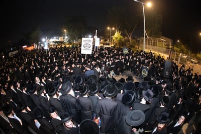מחאה מול כלא 10