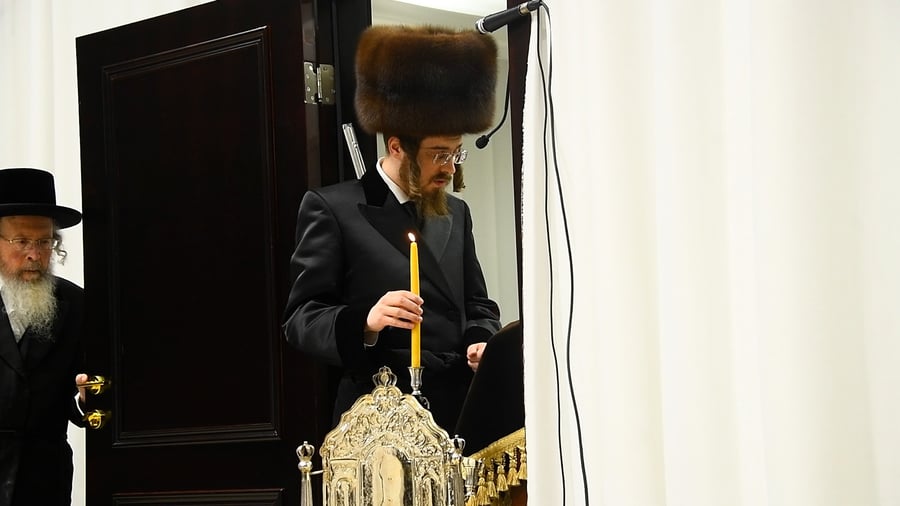 זאת חנוכה בחצה"ק סאדיגורה
