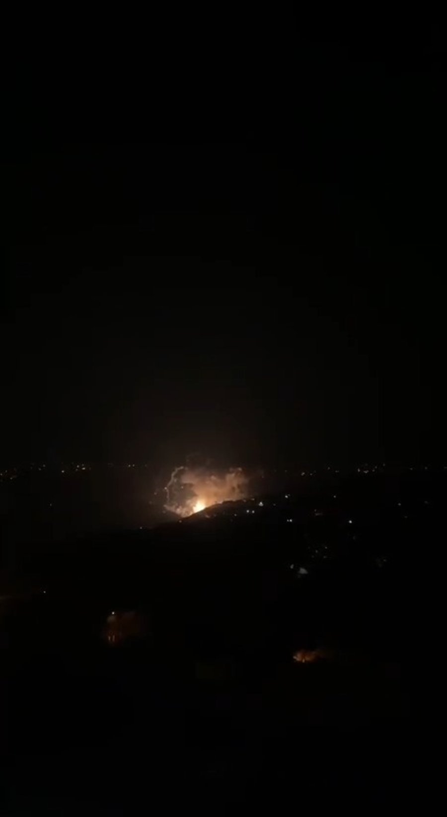 תיעוד מהתקיפה הערב בלבנון