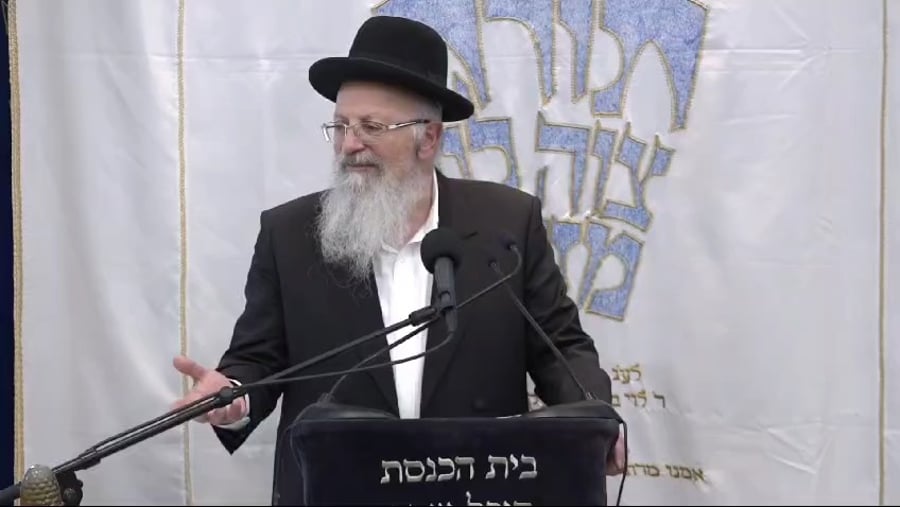 צפו בדברים