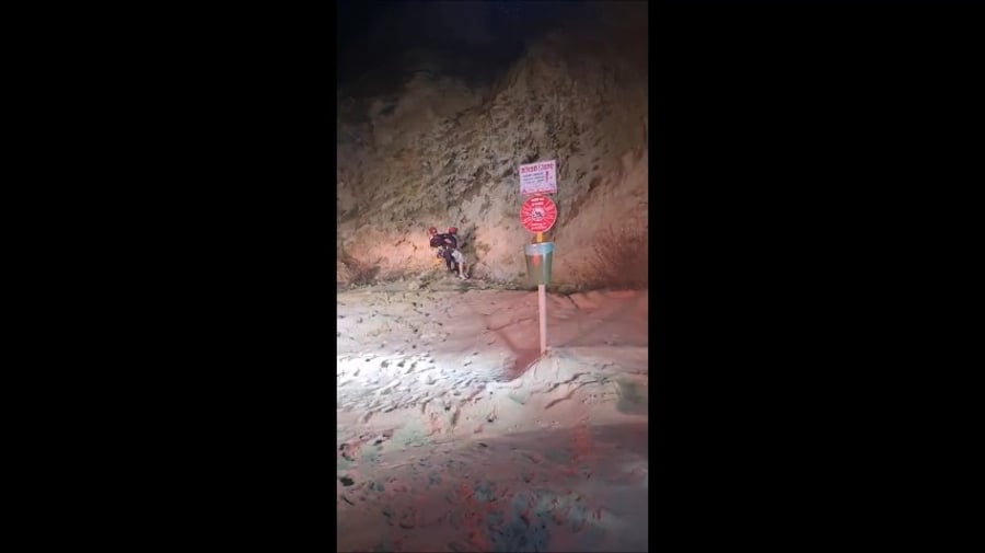החילוץ של הנערות מהצוק | צפו