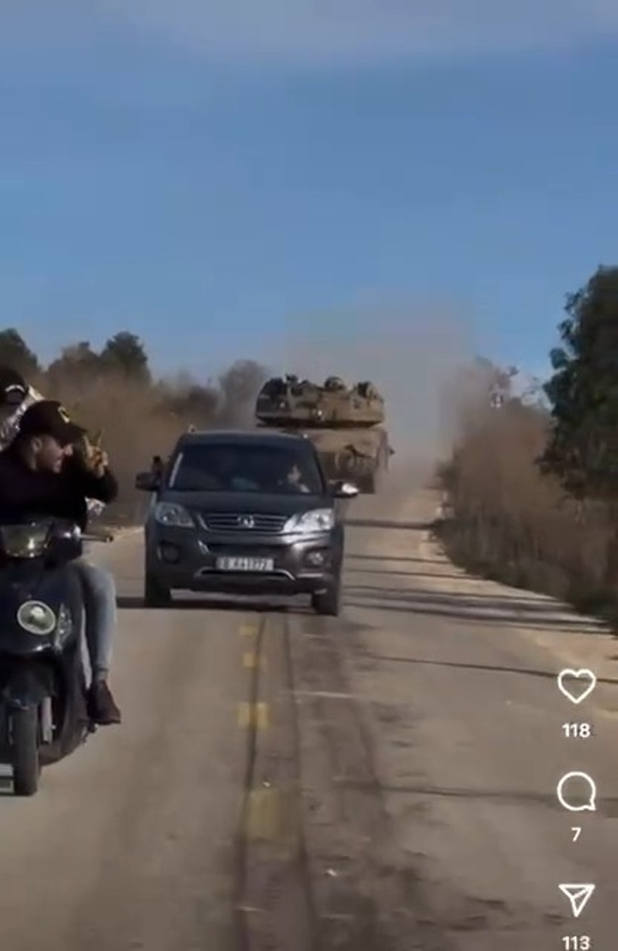 טנק צה"לי רודף אחרי לבנונים