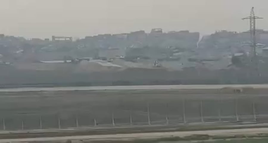 לא למדנו כלום? עזתים מתקרבים לגדר