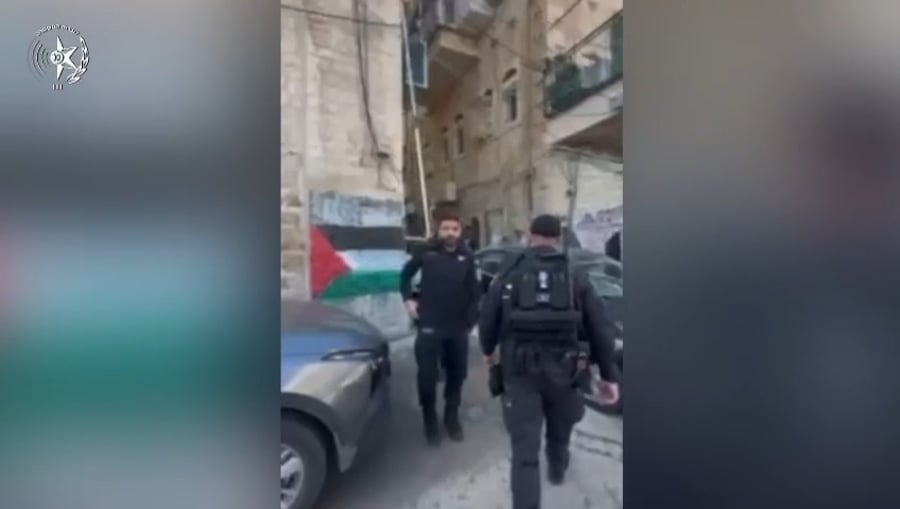 פעילות השוטרים במאה שערים, הבוקר