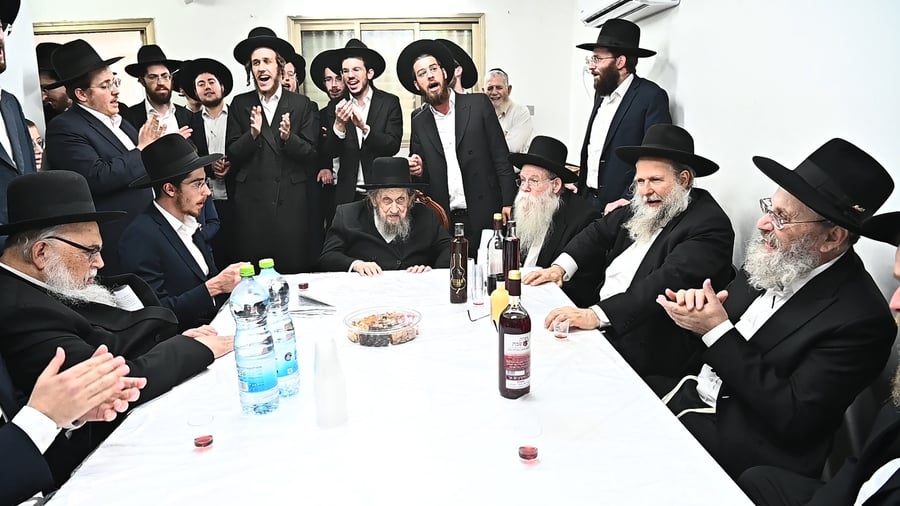 שמחת אירוסי נין הגאון רבי דב לנדו