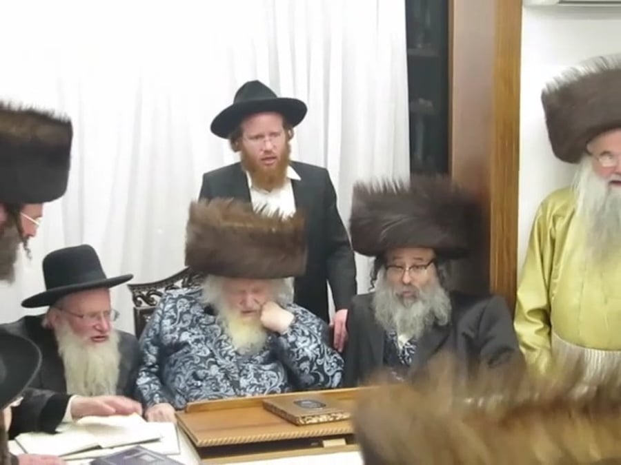 הגה"צ ראש ישיבת סאטמר בביקור אצל הגר"מ שטרנבוך