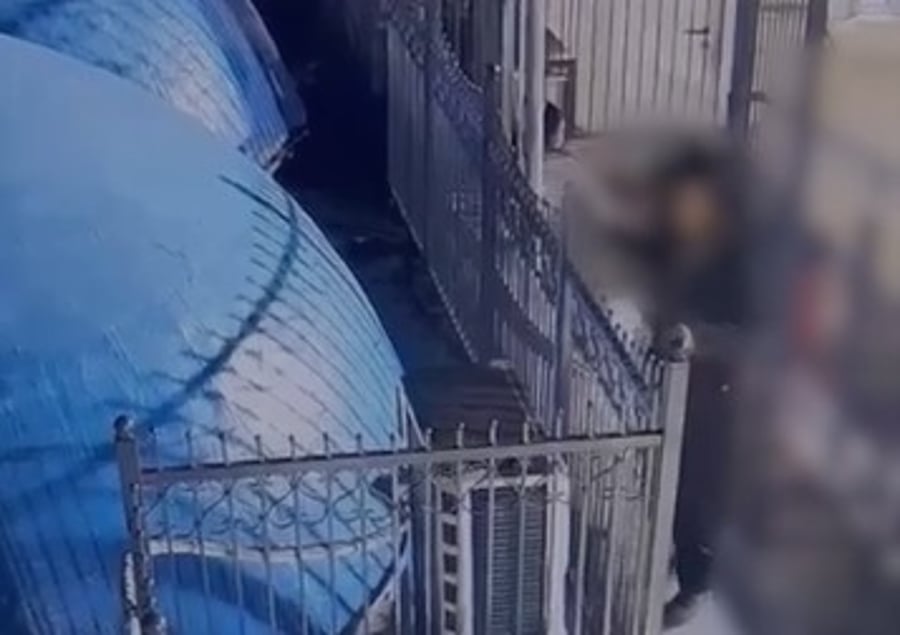 תיעוד מסעיר: צעיר גורם נזק כבד במתחם הרשב"י, נעצר בתוך מחסן