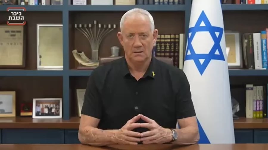 בני גנץ אחרי התדרוך