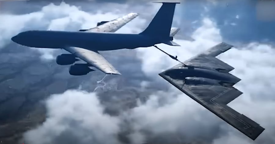 תדלוק אווירי של המפציצים האמריקאיים בדרך לאיראן