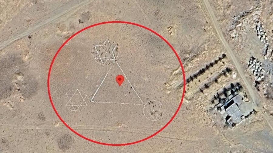 הסימונים בסיס טילים בעיר ח'ומיין,