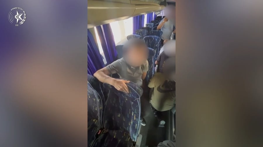 הדופן הכפולה באוטובוס