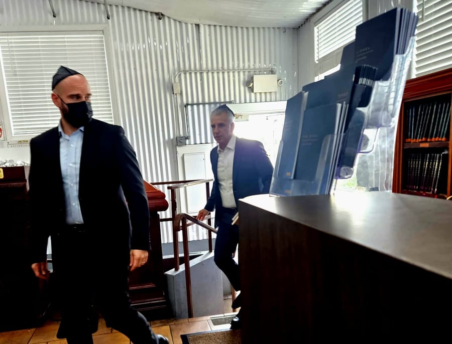 תחת אבטחה כבדה: ראש המוסד בביקור פתאומי בציון הרבי מליובאוויטש