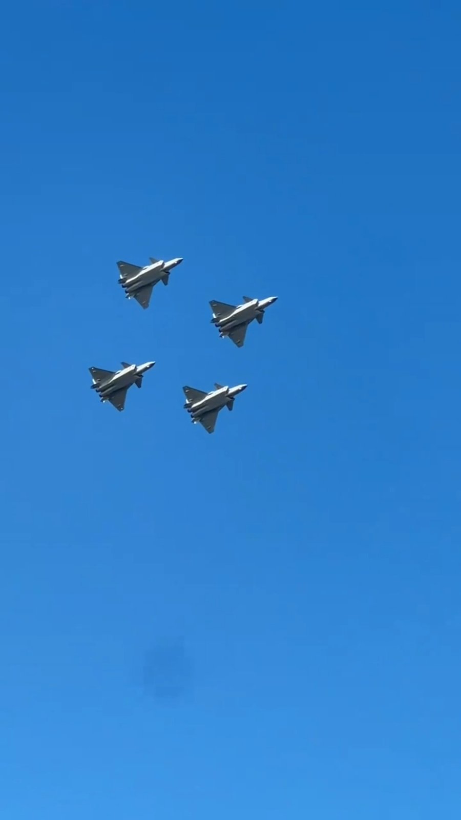 מטוסי J-20 