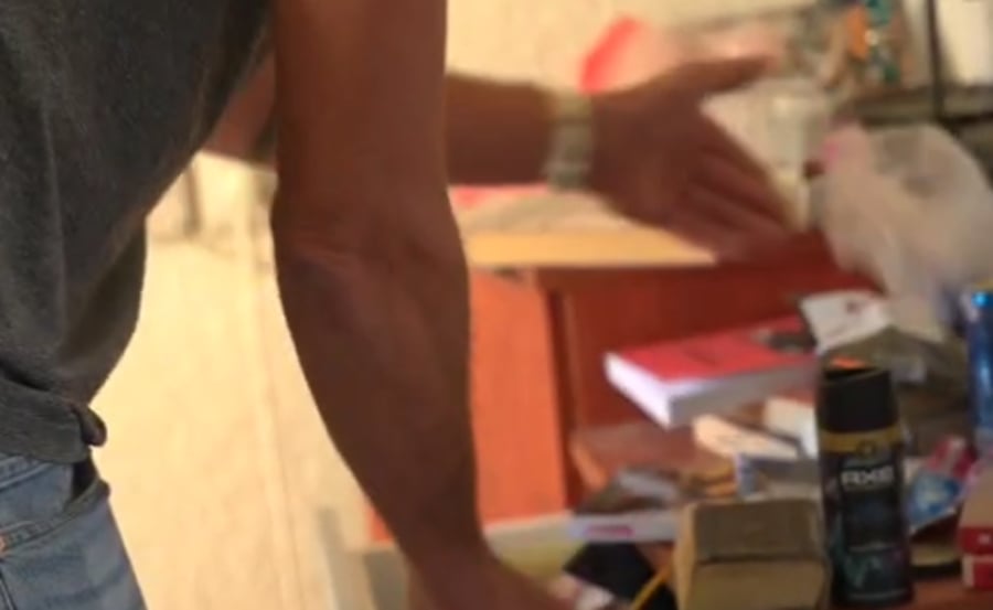 נתפס מי שעקץ עשרות אנשים ומכר להם כרטיס פיקטיבי לניו יורק בחגי תשרי | צפו