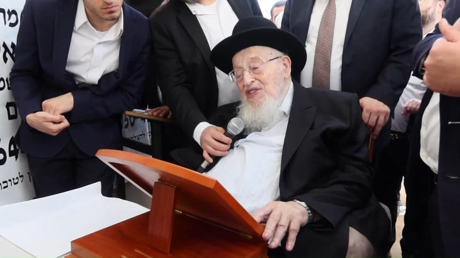 הילולת הגראמ"מ שך אצל חתנו הגרמ"צ ברגמן