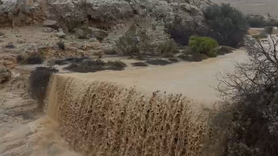 מזג האוויר הסוער: אלו הכבישים שנסגרו בדרום בעקבות ההצפות הקשות