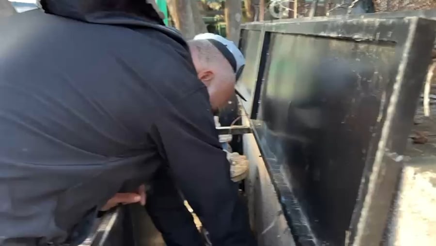 ניתוק המים במשרדי אונר"א בירושלים