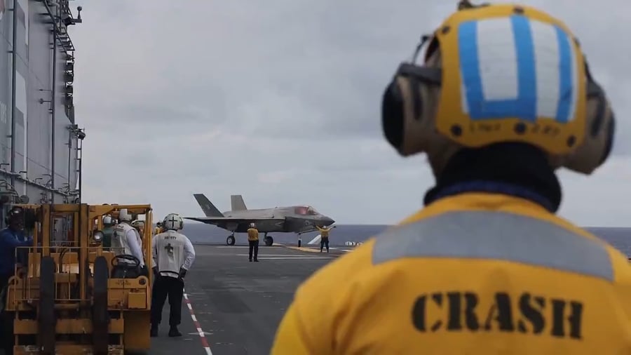 מטוסי F-35B מספקים יכולת רב-תחומית אמיתית