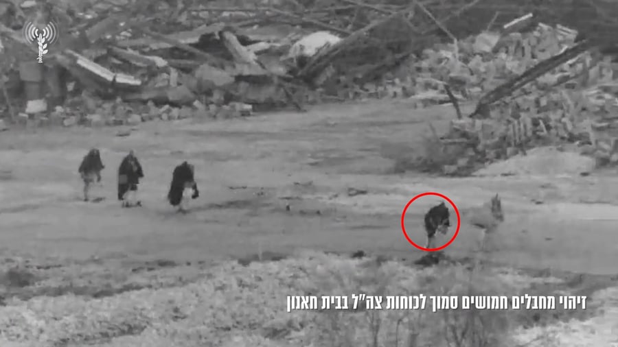 הנשקים בצבצו מבעד לשמיכות | תיעוד: חמישה מחבלים יצאו ממנהרה בתוך הקו הצהוב - וחוסלו