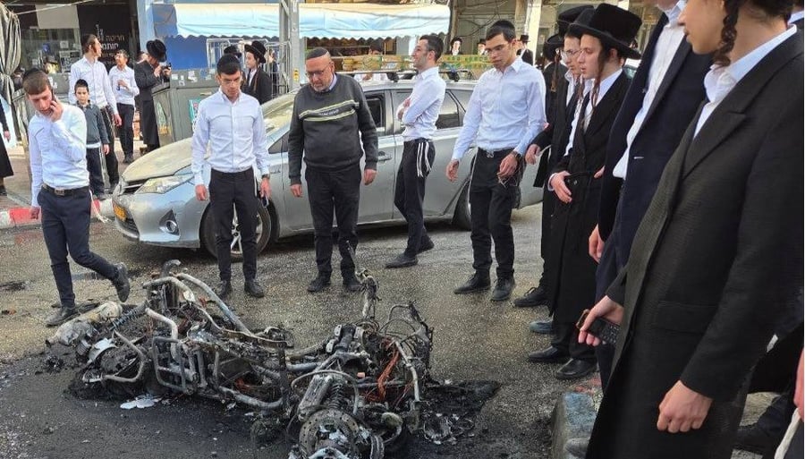 מה שנותר מהאופנוע המשטרתי
