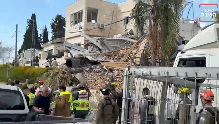 הזירה הקשה