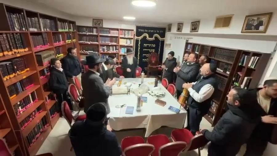 ליל פורים אצל האדמו"ר רבי דוד חנניה פינטו 