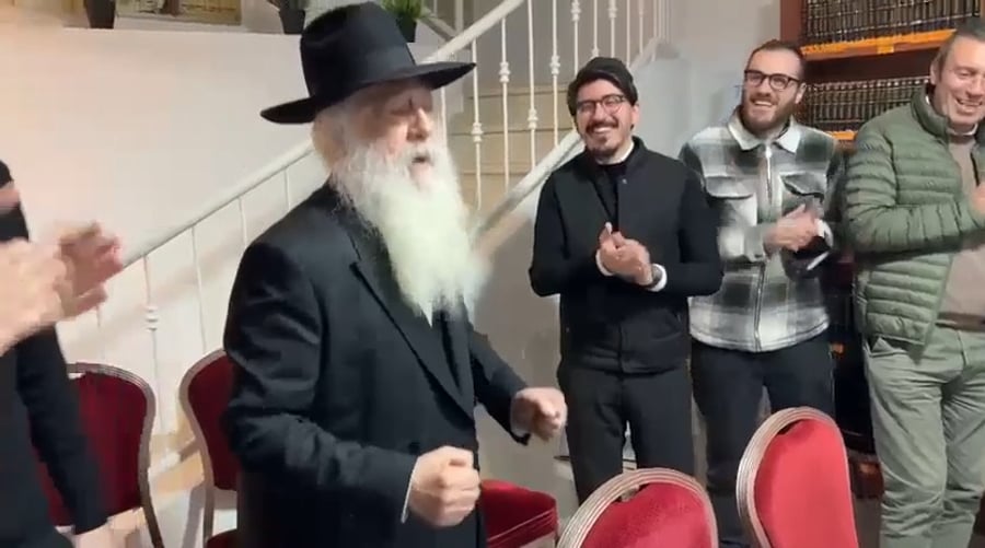 ליל פורים אצל האדמו"ר רבי דוד חנניה פינטו 
