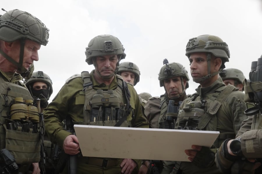 הרמטכ"ל סמוך לגבול: "חיסלנו יותר מ-400 מחבלי חיזבאללה, נערכים לתגבור הפיקוד"