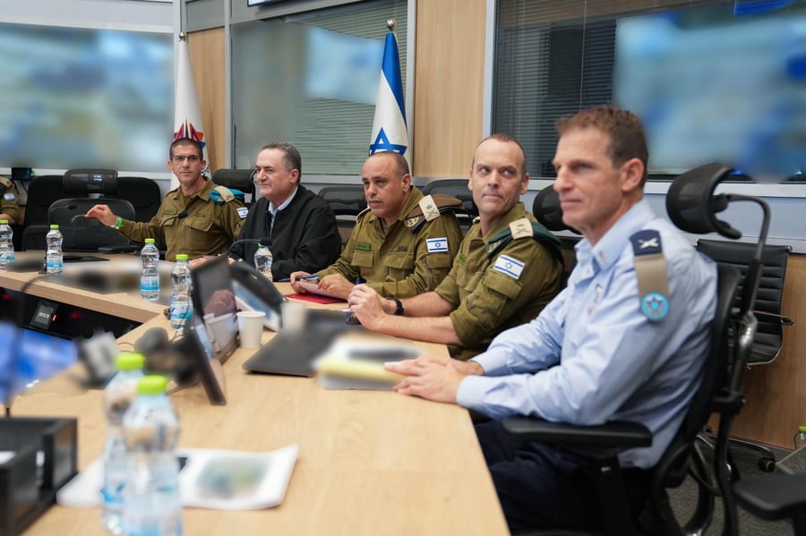 שר הביטחון בבור