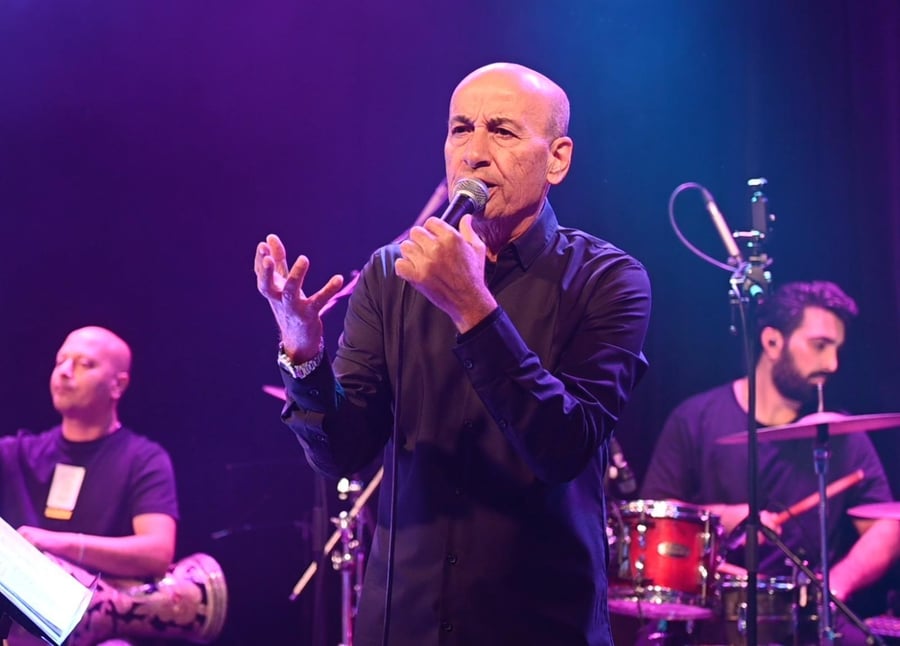 "השתטחתי על הציון והבראתי": הזמר חשף את הנס שקרה לו | צפו
