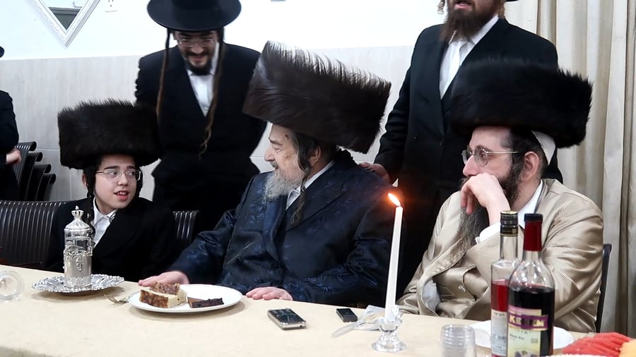 שמחת בר המצווה לנין הגרי"מ שכטר