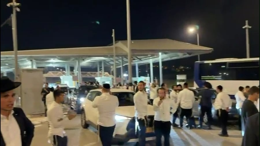 המהומות במחסום