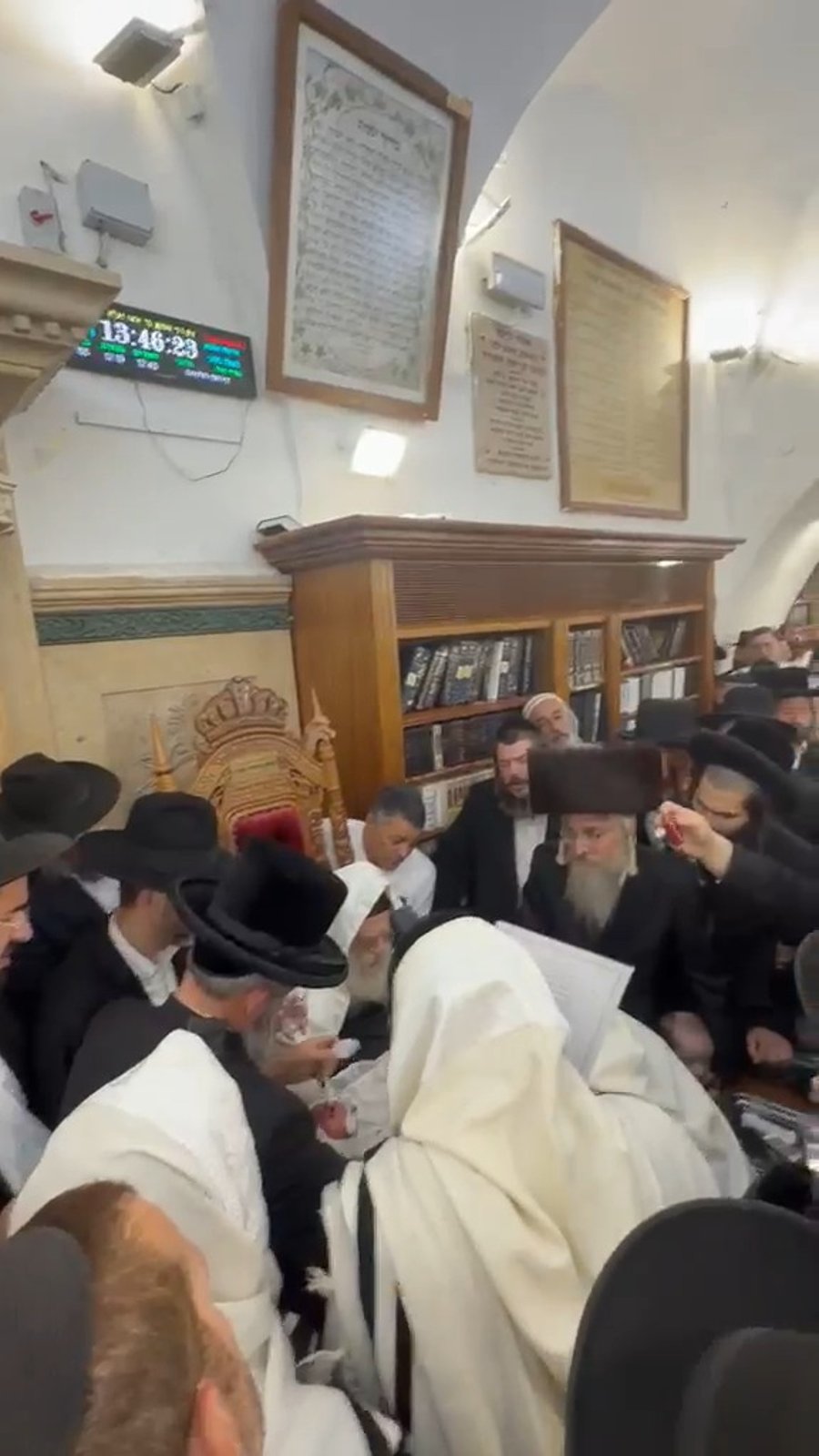 גאב"ד מאקאווא במירון