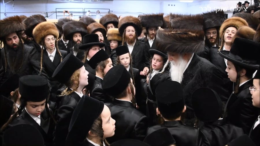 שמחת בית מכנובקא בעלזא - נדבורנה י-ם - מעליץ - יערסלוב