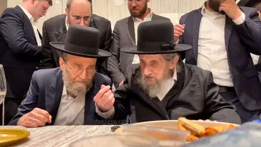 הגר"ד לנדו משוחח עם ח"כ משה גפני באירוסין