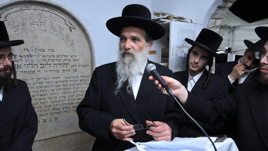 הילולת בעל הסולם זי"ע אצל האדמו"ר מאשלג בני היכלא