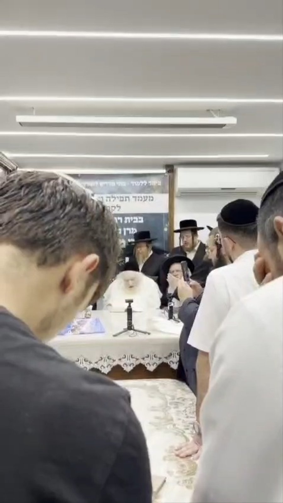 המעמד במעונו של מרן הגר"מ שטרנבוך שליט"א
