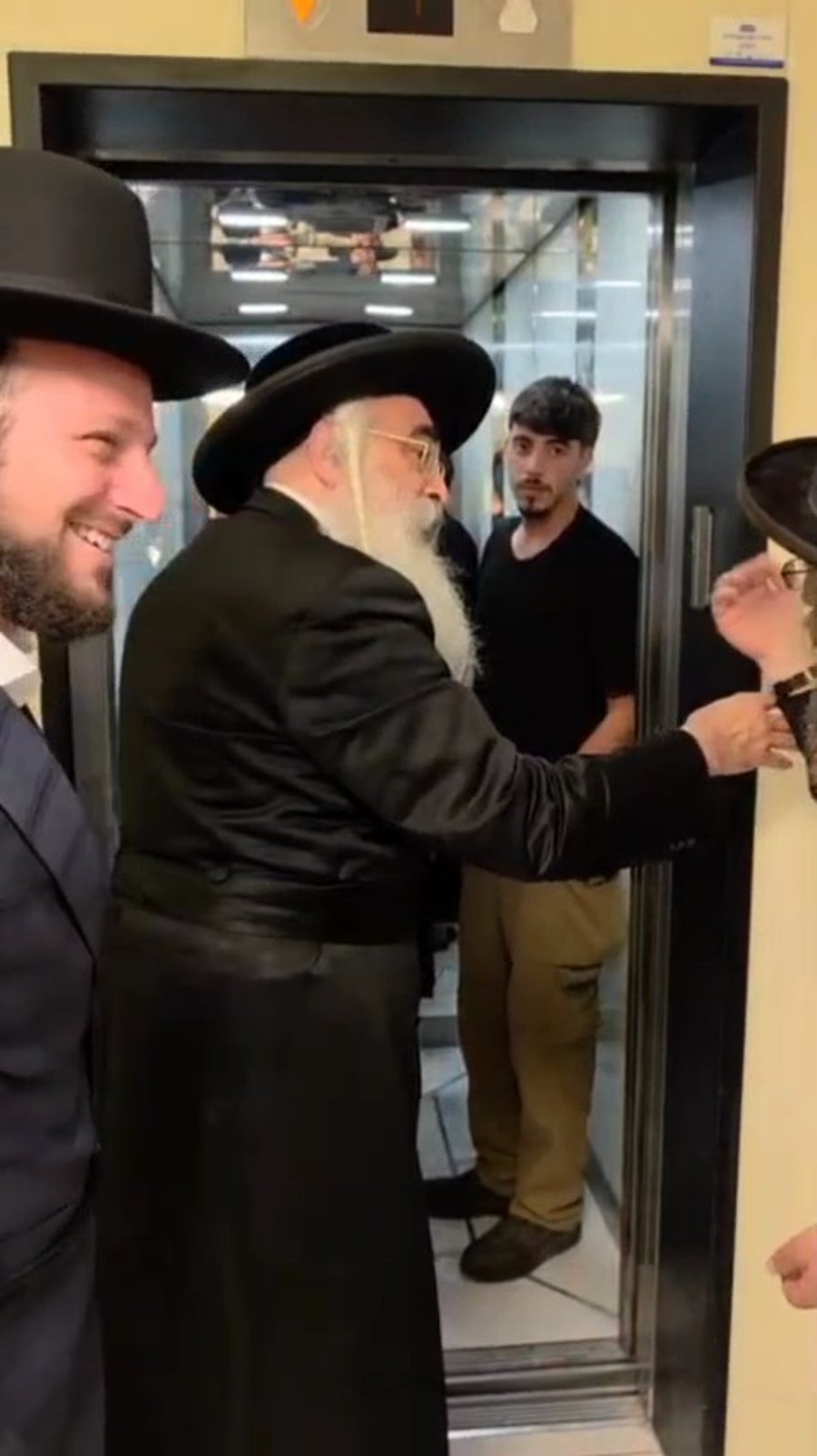 האדמו"ר מדושינסקיא שליט"א
